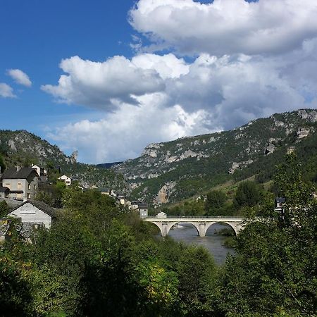 Hotel-Restaurant Le Parisien Les Vignes Εξωτερικό φωτογραφία