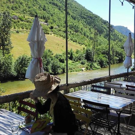 Hotel-Restaurant Le Parisien Les Vignes Εξωτερικό φωτογραφία
